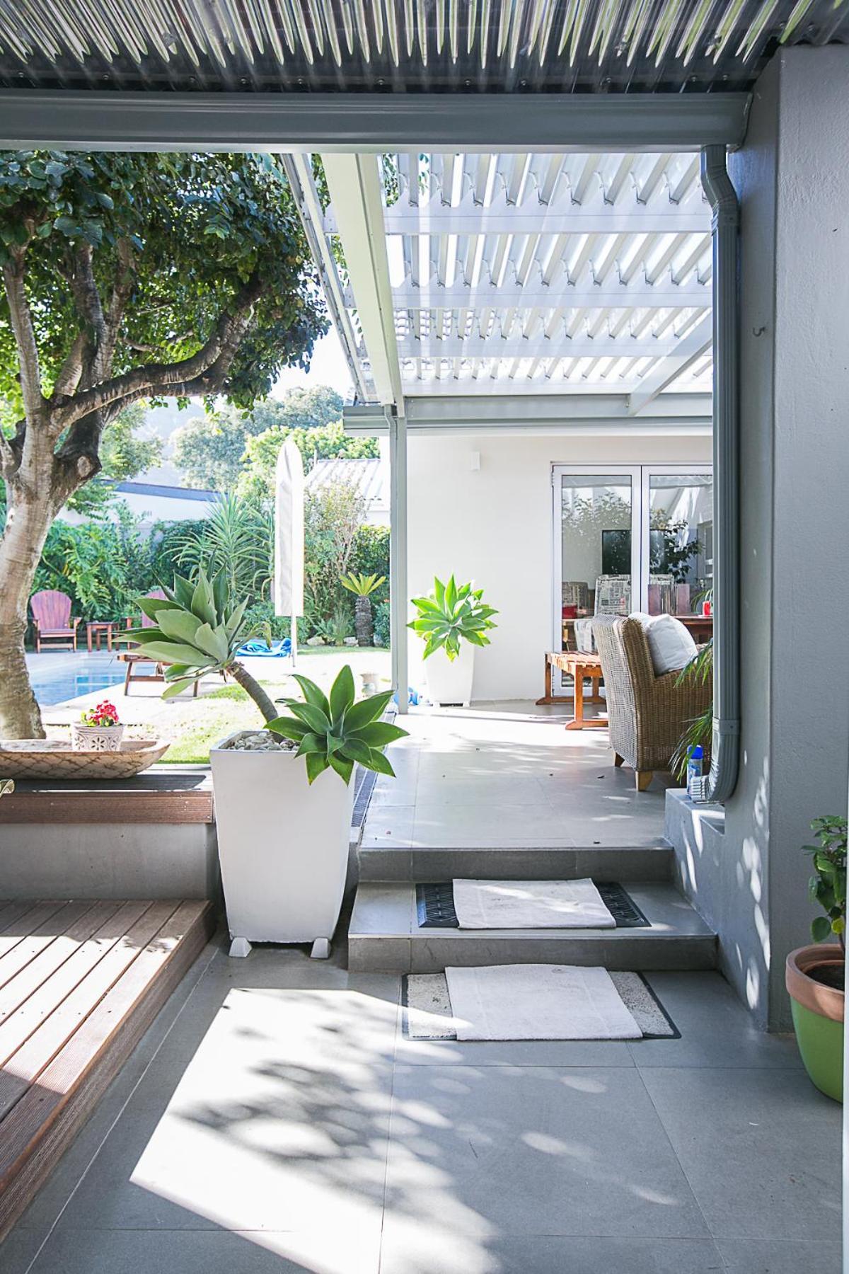 Delightful Db Story Loft With Airconditioning Apartment Hermanus